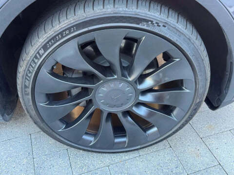 2024 Tesla Model Y Performance