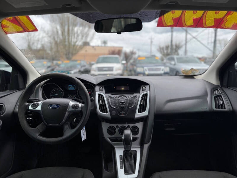 2012 Ford Focus SE
