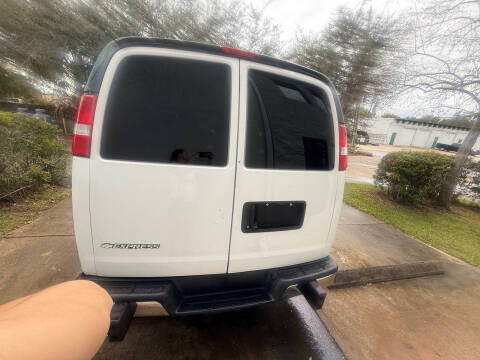 2019 Chevrolet Express 2500