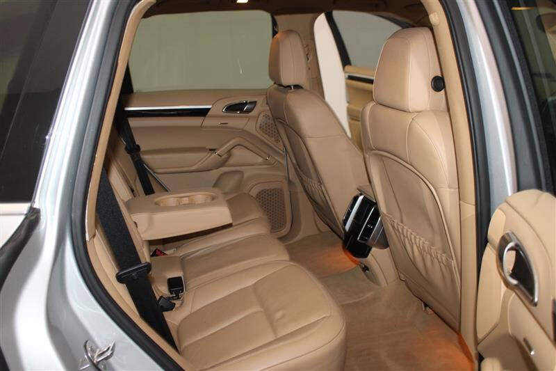 2012 Porsche Cayenne