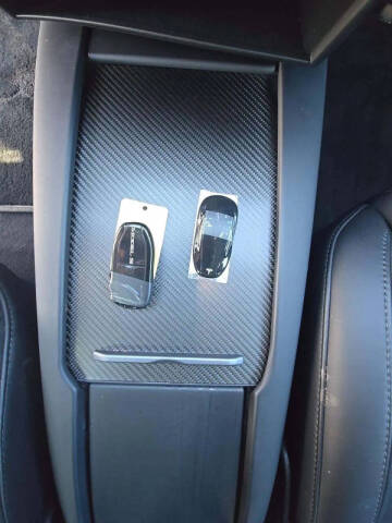 2020 Tesla Model S Performance