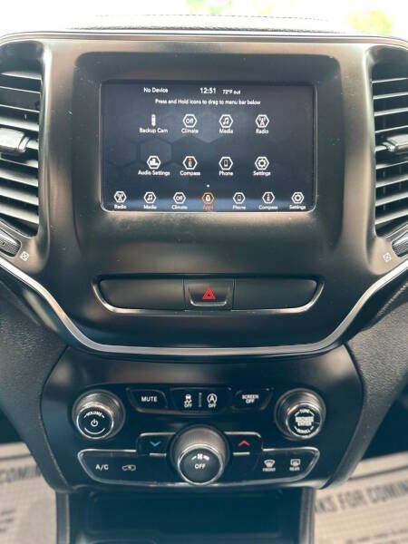 2019 Jeep Cherokee Latitude