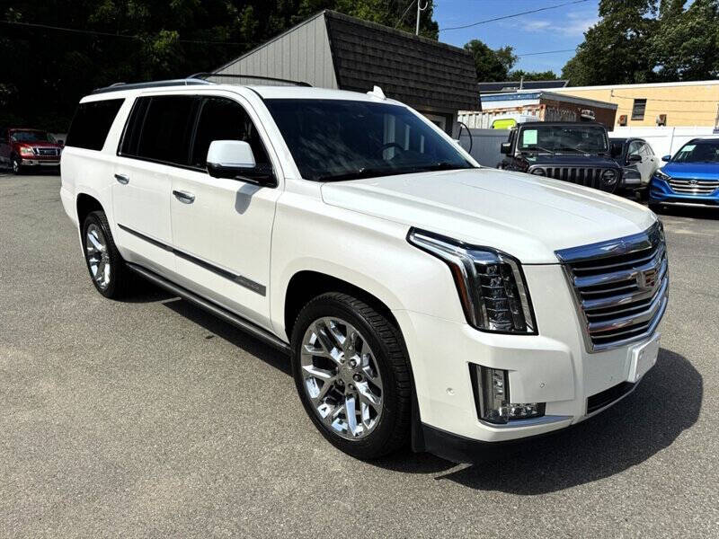 2017 Cadillac Escalade ESV Platinum