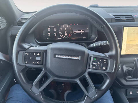 2024 Land Rover Defender 130 P400 X-Dynamic SE