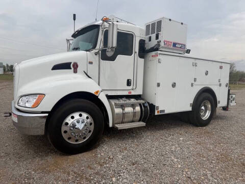 2019 Kenworth T270