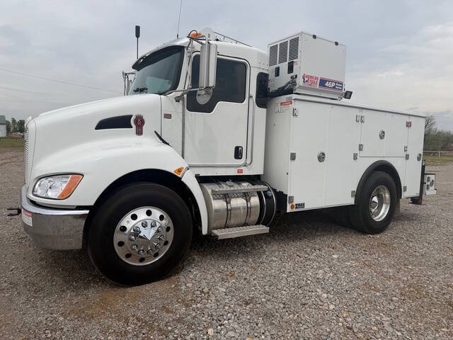 2019 Kenworth T270