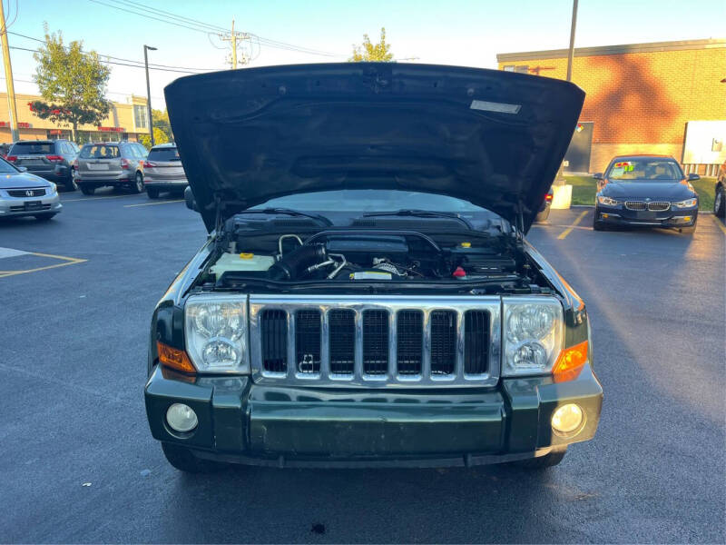 2008 Jeep Commander Sport