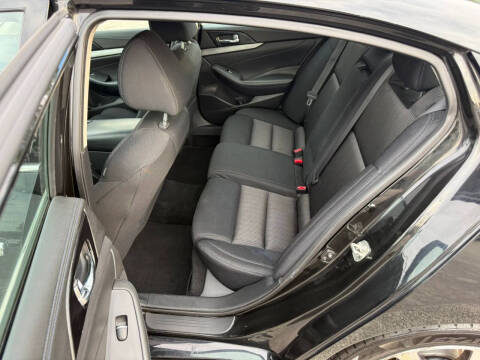 2017 Nissan Maxima