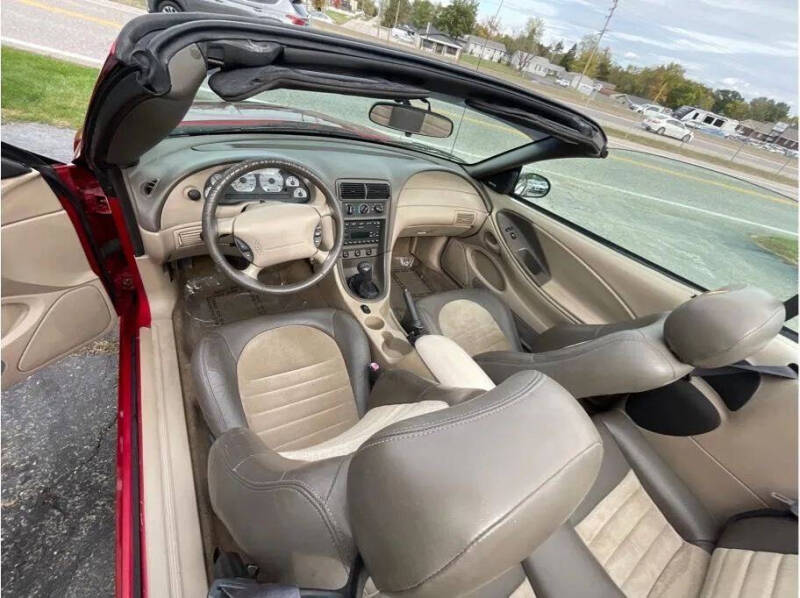 2001 Ford Mustang SVT Cobra