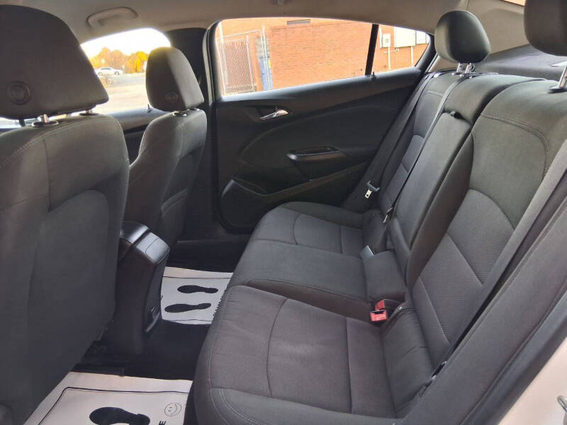 2018 Chevrolet Cruze LT Auto