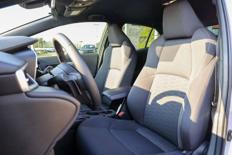 2024 Toyota Corolla Hatchback SE