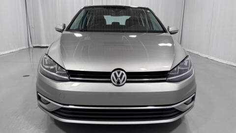 2019 Volkswagen Golf SE
