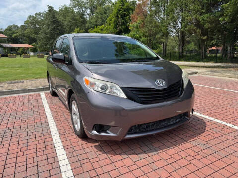 2015 Toyota Sienna L 7-Passenger
