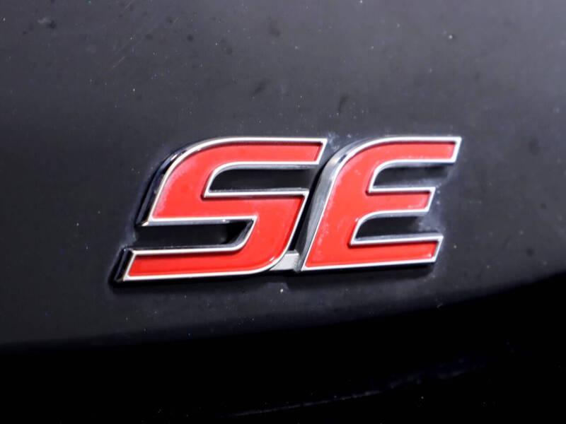 2020 Toyota Corolla Hatchback SE