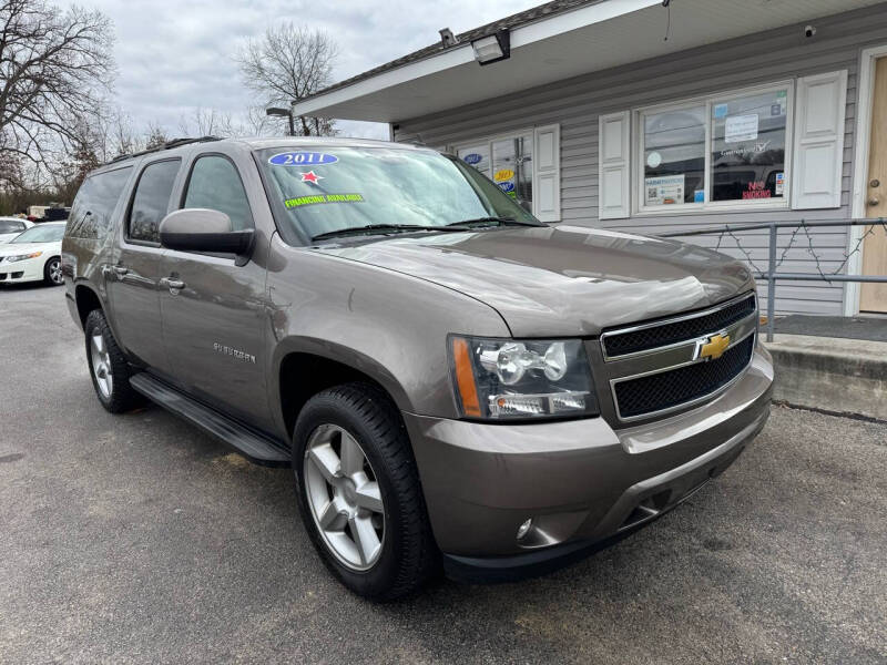 2011 Chevrolet Suburban LT photo 9