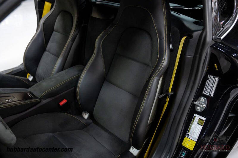 2023 Porsche 718 Cayman GT4 RS