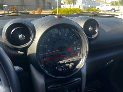 2015 MINI Countryman Cooper