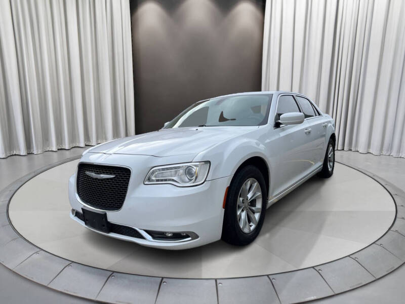 2016 Chrysler 300 Anniversary Package photo 8