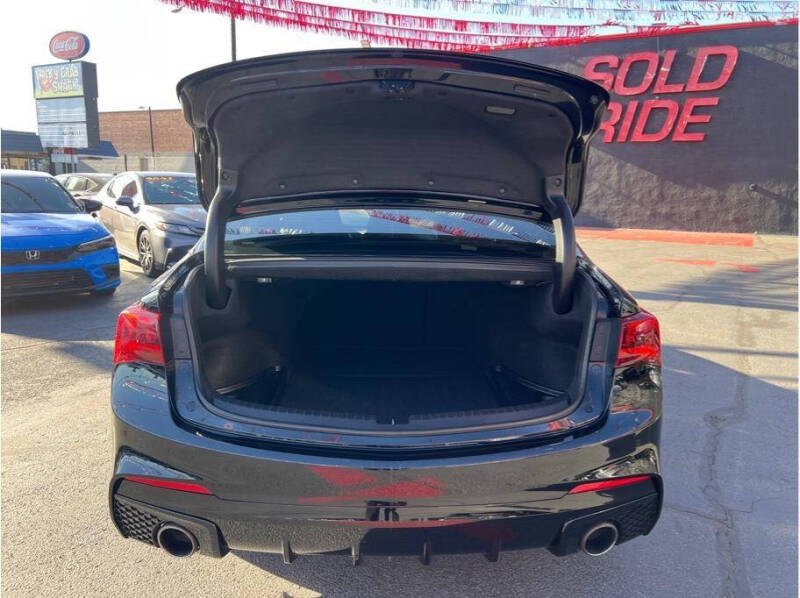 2019 Acura TLX
