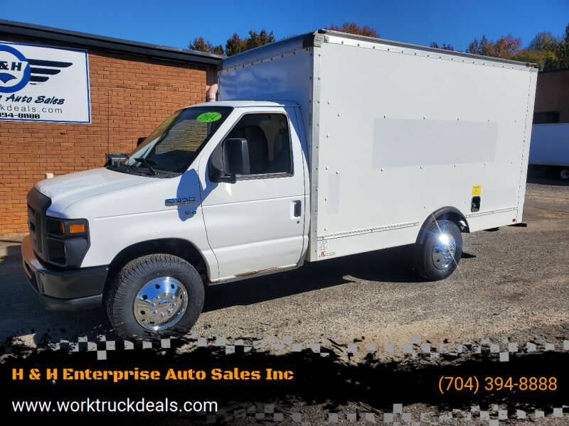 2014 Ford E-Series Chassis for sale at H & H Enterprise Auto Sales Inc in Charlotte NC