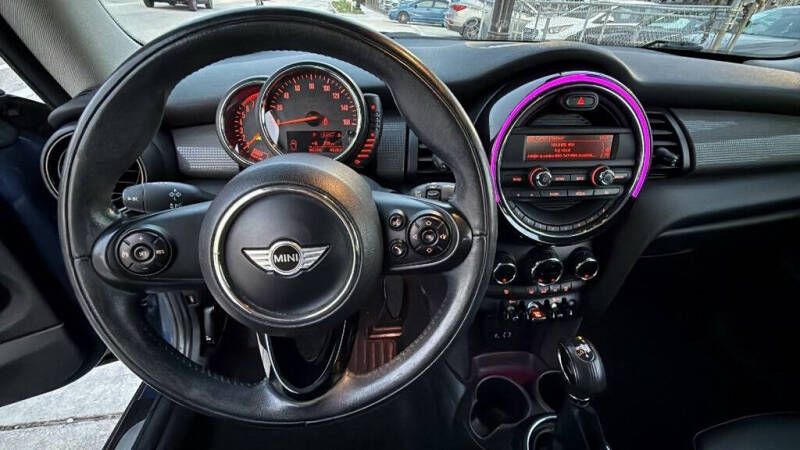 2015 MINI Hardtop 2 Door Cooper