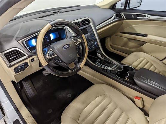 2014 Ford Fusion Hybrid SE