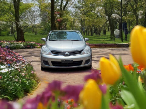 2010 Nissan Versa 1.8 S