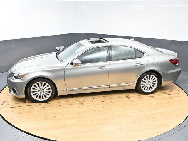 2017 Lexus LS 460