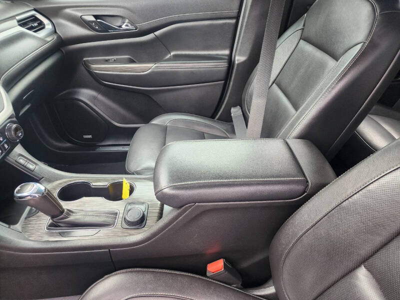 2019 GMC Acadia SLT-1