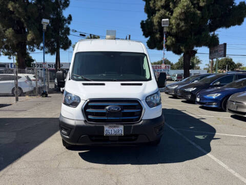 2022 Ford E-Transit 350