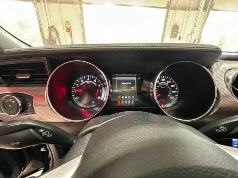 2020 Ford Mustang EcoBoost