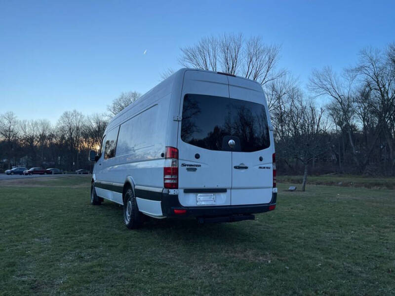 2011 Freightliner Sprinter 2500