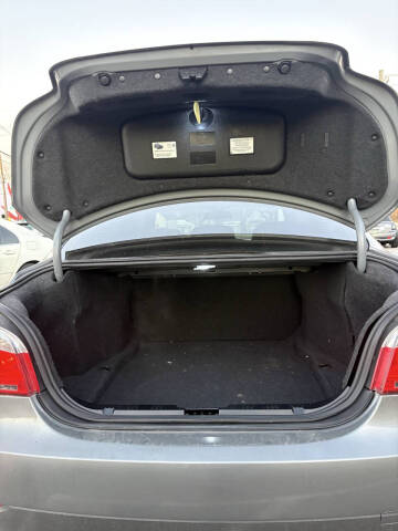 2008 BMW 5 Series 528xi