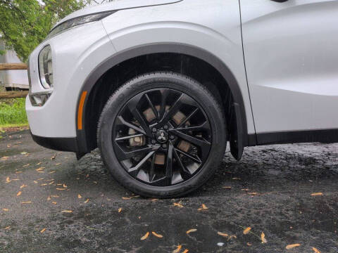 2023 Mitsubishi Outlander