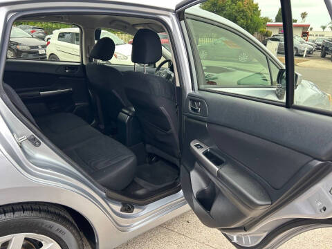 2015 Subaru Impreza 2.0i Premium
