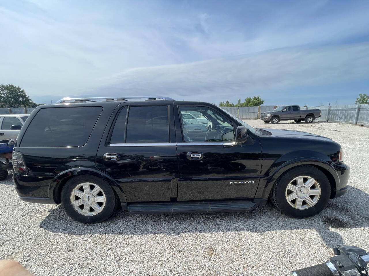 2006 Lincoln Navigator for sale at Twin Cities Auctions in Elk River, MN