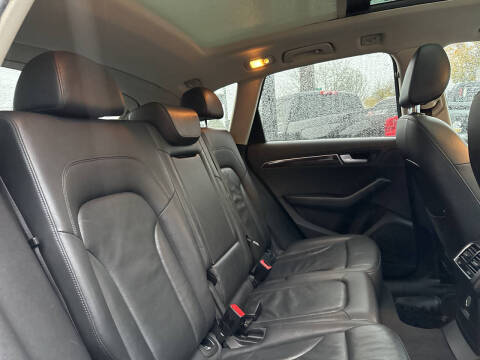 2012 Audi Q5 3.2 quattro Premium Plus