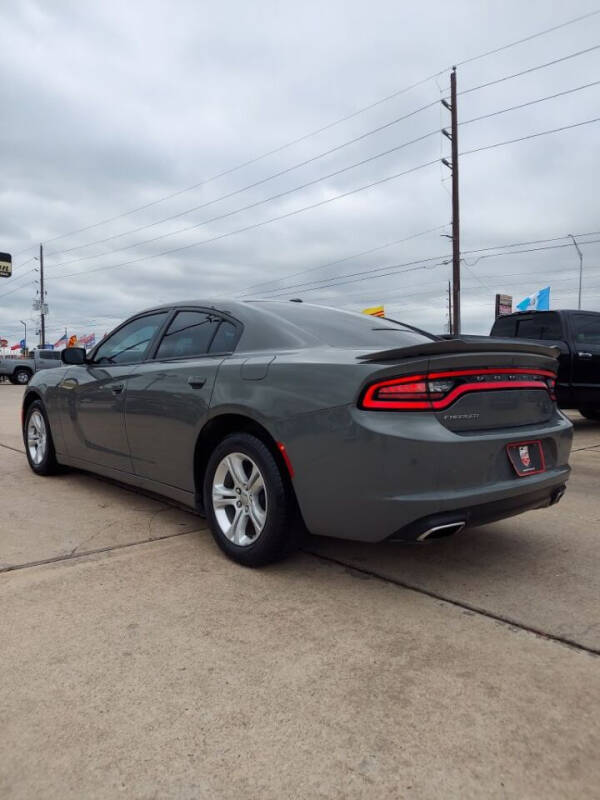 2019 Dodge Charger SXT