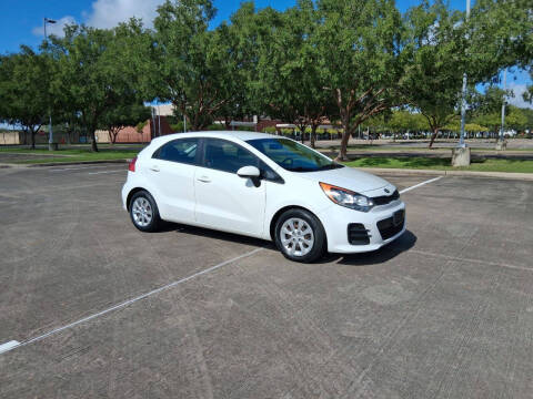 2016 Kia Rio 5-Door LX