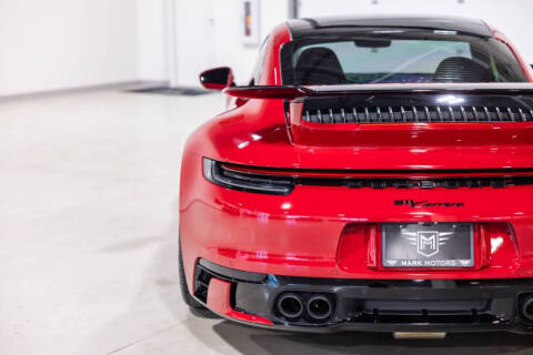 2020 Porsche 911 Carrera