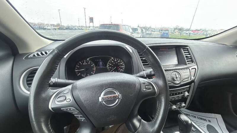 2017 Nissan Pathfinder