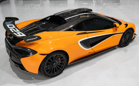 2020 McLaren 620R