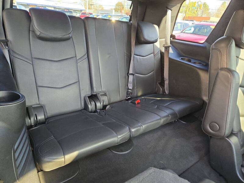 2018 Cadillac Escalade Platinum