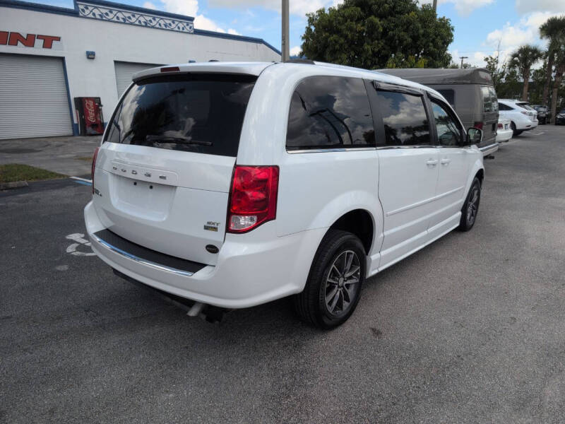 2017 Dodge Grand Caravan SXT