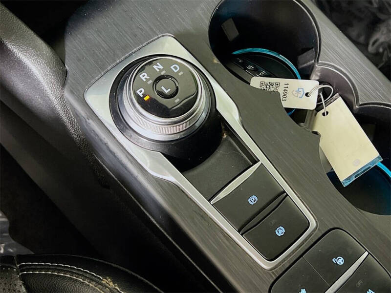 2021 Ford Escape Titanium