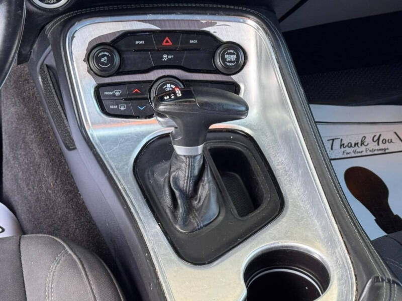 2016 Dodge Challenger SXT