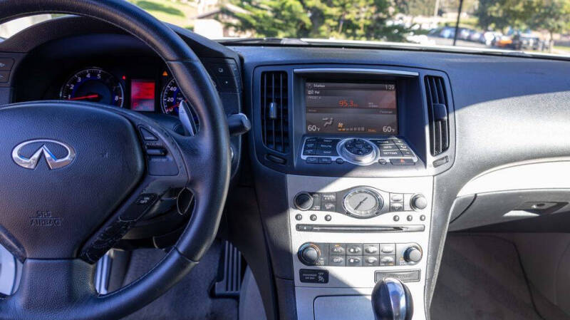 2009 Infiniti G37 Sedan Journey