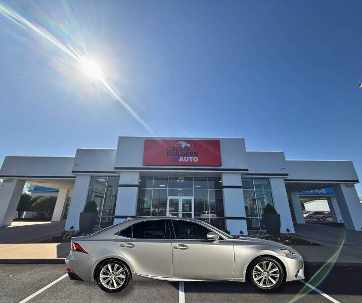 2015 Lexus IS 250's photo