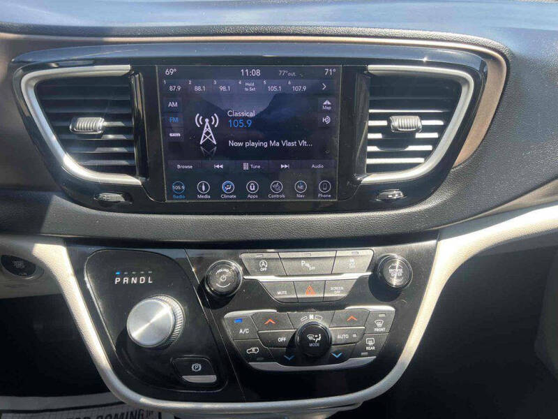 2018 Chrysler Pacifica Touring L
