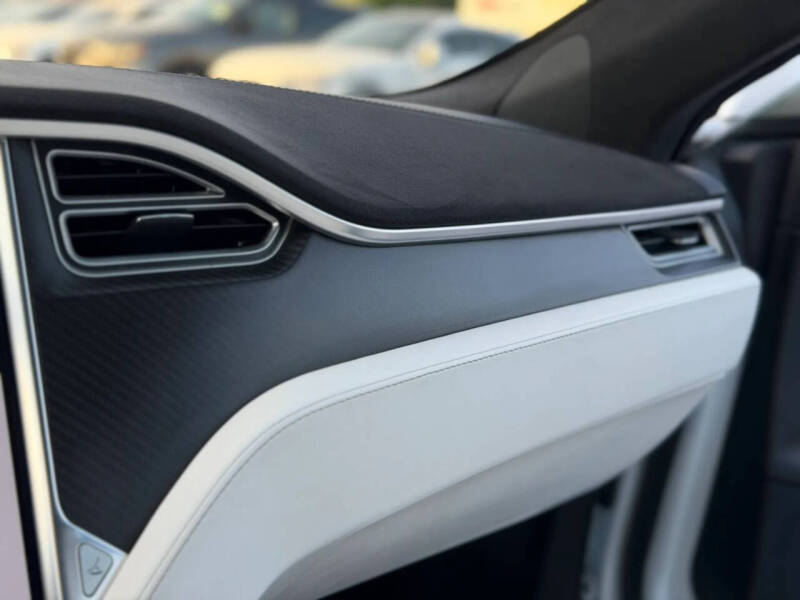 2017 Tesla Model S